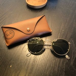 Ray Ban Round Metal Sunglasses